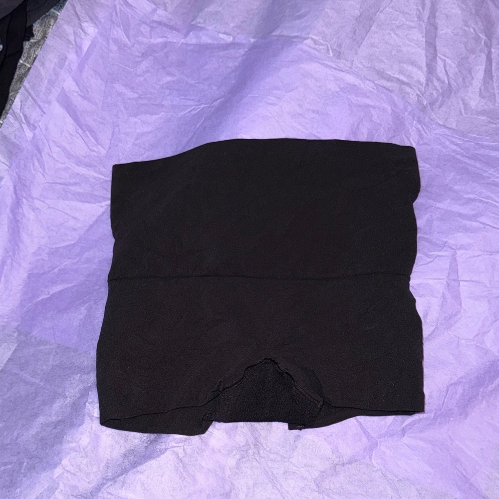💚 SALE! SPANX Black High-Waisted Boy Short Shaper D